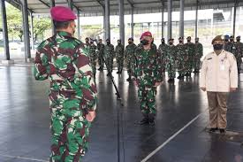 Kami yakin dan percaya yang tentera darat malaysia adalah sebuah ketampukan yang gagah dan setia walau dalam apa jua keadaan. 55 Personel Akademi Angkatan Laut Naik Pangkat Website Tentara Nasional Indonesia