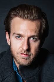 Reparto de AlieNation (película 2022). Dirigida por Ray Raghavan