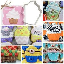 How To Decorate A Spooky Cupcake Cupcake Cookies Decorated Cookie Decorating Cupcake Cookies