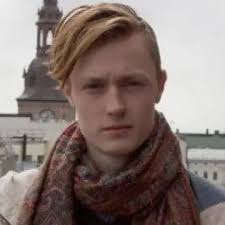 En stemme fra drabanten: Kenneth Engebretsen rapper om de som faller utenfor