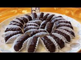 Pin On Sables Et Petits Fours