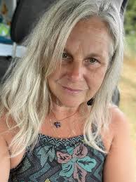 I'm expecting some great photos here, Ya'll 🎥 Ever 🤔 wonder why there are  so many people