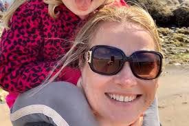 Maggie Ireland's Instagram, Twitter & Facebook