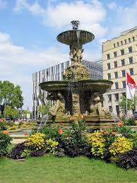 One Day In Dusseldorf Germany In 2020 Fountains Water Fountains Outdoor Fountains Outdoor