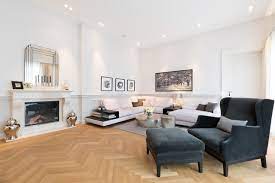 Bei uns finden sie tapeten, wandpaneele, vliestapeten, malervlies, reparaturvlies, renoviervlies, stuckleisten, zierleisten, eckleisten und stuckrosetten. Wohnzimmer Klassisch Elegant Klassisch Modern Wohnbereich Koln Von Senses Home Design Gmbh Houzz