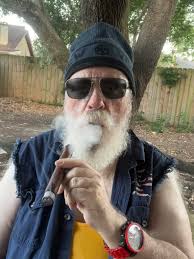 Rocky Patel Emeralds Cigar Review from Big Smoke and Whiskey fest in Tampa