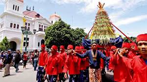 Upaya yang dilakukan dalam menghadapi globalisasi dalam bidang ilmu pengetahuan dan teknologi adalahâ€¦. 95 Dampak Positif Negatif Globalisasi Di Berbagai Bidang