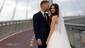 Interni dal sapore moderno e irresistibile, dove il bianco è uno dei colori dominanti in contrasto con elementi che. Sportmob Facts About Jessica Melena Ciro Immobile S Wife