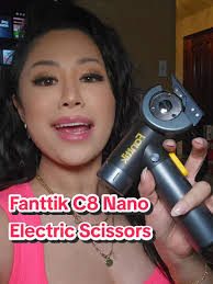 Trying Out a TikTok Vegetable Chopper: Apple Chopping Test!