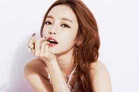 Goo Hara là ai? Những sản phẩm âm nhạc ấn tượng từ cựu thành viên KARA