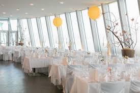 Besser als die britische schauspielerin dawn french hätte man es wohl nicht sagen können. Kolner Schokoladenmuseum Hochzeit In Altrosa Und Mattgold Hochzeit Schokoladenmuseum Rosa