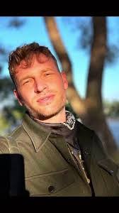 Brad Welling's Instagram, Twitter & Facebook