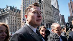 Quem é Elon Musk? Como ele ficou tão rico e por que comprou o Twitter? -  Canaltech