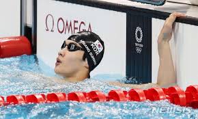 올림픽포토기록 확인하는 황선우, '자유형 100m 결승 5위' 정소희 기자 입력 2021.07.29 11:54 아이뉴스24 정소희 기자 대한민국 황선우가 29일 일본 도쿄 아쿠아틱스센터에서 열린 2020 도쿄올림픽 남자 자유형 100m 결승에 출전해 역영을 펼친 후 기록을 확인하고 있다. E Ludkdbcfvcdm