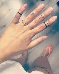 Tiny Finger Tattoos For Girls Small Tattoos For Women Rose Finger Tattoos Ring Finger Tattoo Girl Finger Tattoos Finger Tattoo For Women Tiny Finger Tattoos