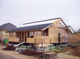 Website On How To Build A House Inside A Greenhouse Solarhaus Holzhaus Fertighauser