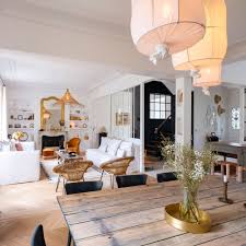 A Bois Colombes Une Maison De Famille Avec Un Air De Vacances En 2020 Maison De Famille Maison Architecte Interieur