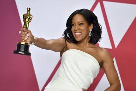 Лауреат премий «оскар», «золотой глобус» и четырёх премий «эмми». Regina King Wins Oscar For If Beale Street Could Talk