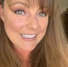 Susan Behn's Instagram, Twitter & Facebook