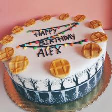 This Stranger Things Cake Has Got Us Excited For The New Season 2tartsbakery Strangerthings Customcake Egos Stranger Things Cupcake Cakes Stranger