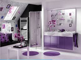 Seringkali kamar mandi mempunyai fungsi untuk relaksasi, karena kamar mandi memiliki suhu paling sejuk di antara ruangan lainnya. Desain Keramik Kamar Mandi Nuansa Warna Ungu Nepiie134