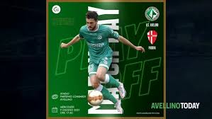 How to get from padova to avellino by train, bus, car, plane or shuttle. P0aa4dpvumjffm