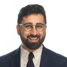 Alexandra Diggs's Instagram, Twitter & Facebook