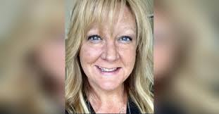 Andrea Callow's Instagram, Twitter & Facebook