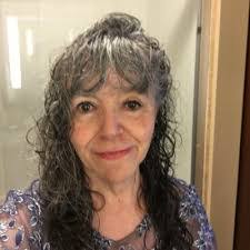 Barb Knowles's Instagram, Twitter & Facebook