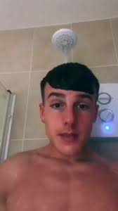 Hot Irish lad in shower spitting - ThisVid.com