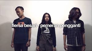 Berikan nama cantik untuk sang anak. Fiersa Besari Pemeran Pengganti Chords Chordify