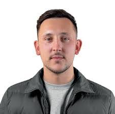 Aaron Ottley's Instagram, Twitter & Facebook