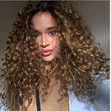 Love this hair color from @jordeecakes