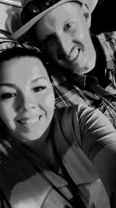 Cheyenne Espinosa and Daniel Standish's Wedding Website