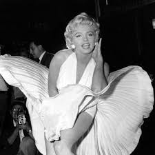 Maybe you would like to learn more about one of these? Marilyn Monroe Le Style Mythique D Une Icone L Express Styles