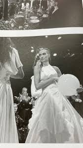 Something amazing will be constructed here. Katia Zygoylh Throwback Sthn Epoxh Poy Ekane Modeling Oi Entypwsiakes Fwtografies Apo Fashion Shows