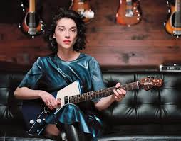 508,730 likes · 23,544 talking about this. Annie Clark Uber Cobain Dimebag Und Ihre Signature Gitarre Gitarre Bass