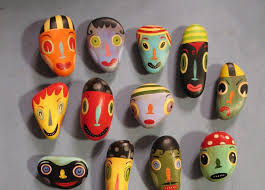 I Can 39 T Stop Looking At These Amazing Faces By Alison O 39 Donoghue I Want To Fill A Tall Skinny Vase With Them Painted Rocks Art For Kids Rock Art