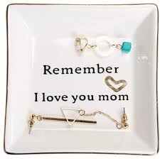 Whether it's novel ways to stay in touch or new hobbies to ease anxiety, these are some of our favorite gift ideas for moms and dads. 20 Thoughtful Last Minute Mother S Day Gifts For 2021 Best Last Minute Gift Ideas For Mom