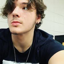 Isaac Ledbetter (@isaac.ledbetter) • Instagram photos and videos