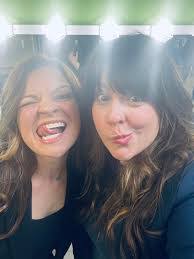 Beth Oglesby's Instagram, Twitter & Facebook