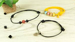 Wrap the cord on the left around the one on the right. How To Make A Chinese Sliding Knot 12 Steps With Pictures