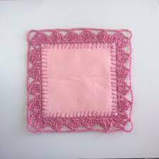 Your guide for all types of crafts. 5 Unusual Crochet Techniques You Wish You Knew About Earlier Diy Everywhere Crochet Techniques Crochet Fabric Crochet Edging