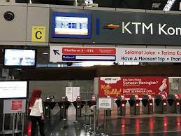 Ets (electric train service) atau kereta api listrik cepat yang dimiliki oleh keretapi tanah melayu berhad (ktmb), malaysia terdiri dari 3 kelas, yaitu platinum, gold dan silver. Taking Ets Train From Kl Sentral To Padang Besar Busonlineticket Com