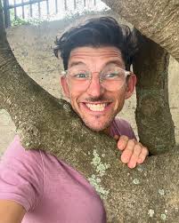 ✨ Ecstatic Dance Facilitators ✨ 👋🏼 MEET JACKIE!!! 🧘🏽‍♀️ With a diverse  background in yoga, music, and Ayurveda, @madreandthemuse brings a unique  blend of mindfulness and playfulness to her offerings, both on