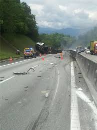 Kemalangan maut melibatkan lori dari terowong meno. Dua Maut Seorang Parah Kemalangan Dekat Terowong Menora Semasa Mstar