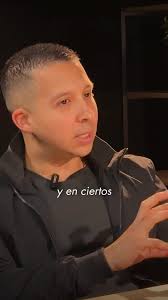 Una venta de bajo valor se cierra con características., Una venta de alto  valor… se cierra con verdad., Porque cuando lo que ofreces importa de  verdad,, ya no hablas de colores, funciones o medidas., ...