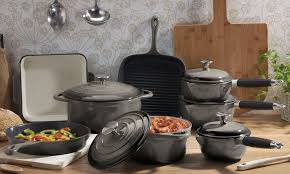 Cast Iron Cookware With Casserole Dish Griddle Saucepans Frying Pans 8 Piece Set By Cooks Professio Cast Iron Cookware Set Cookware Set Cast Iron Cookware
