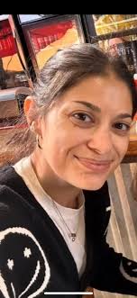 Loren's Beauty and Appearance