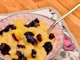 Compote De Pommes Pruneaux Et Cranberries Au Micro Ondes En Mode Detox Recette Ptitchef Recette Compote De Pomme Recette Micro Onde